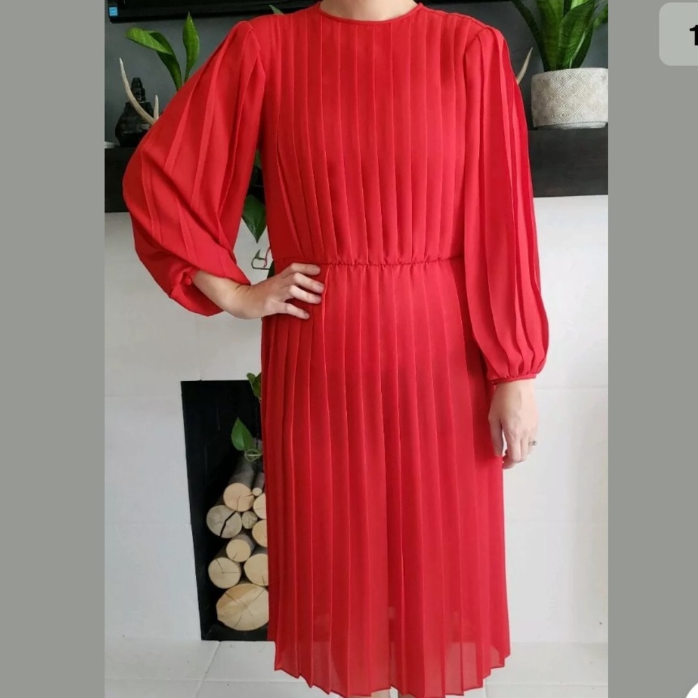 Vintage Monica Richards Red Pleated Dress Sz 8